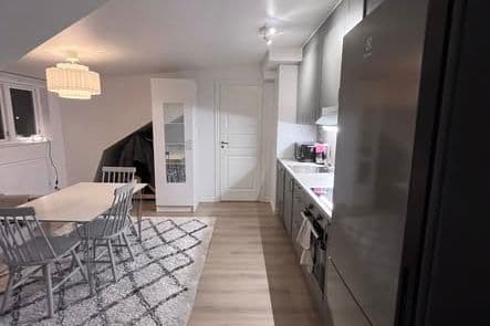 Nyrenoverad 1 rok vindsvåning i Örebro