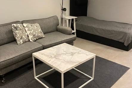 Nyrenoverad 1:a 38 kvm – Änggatan